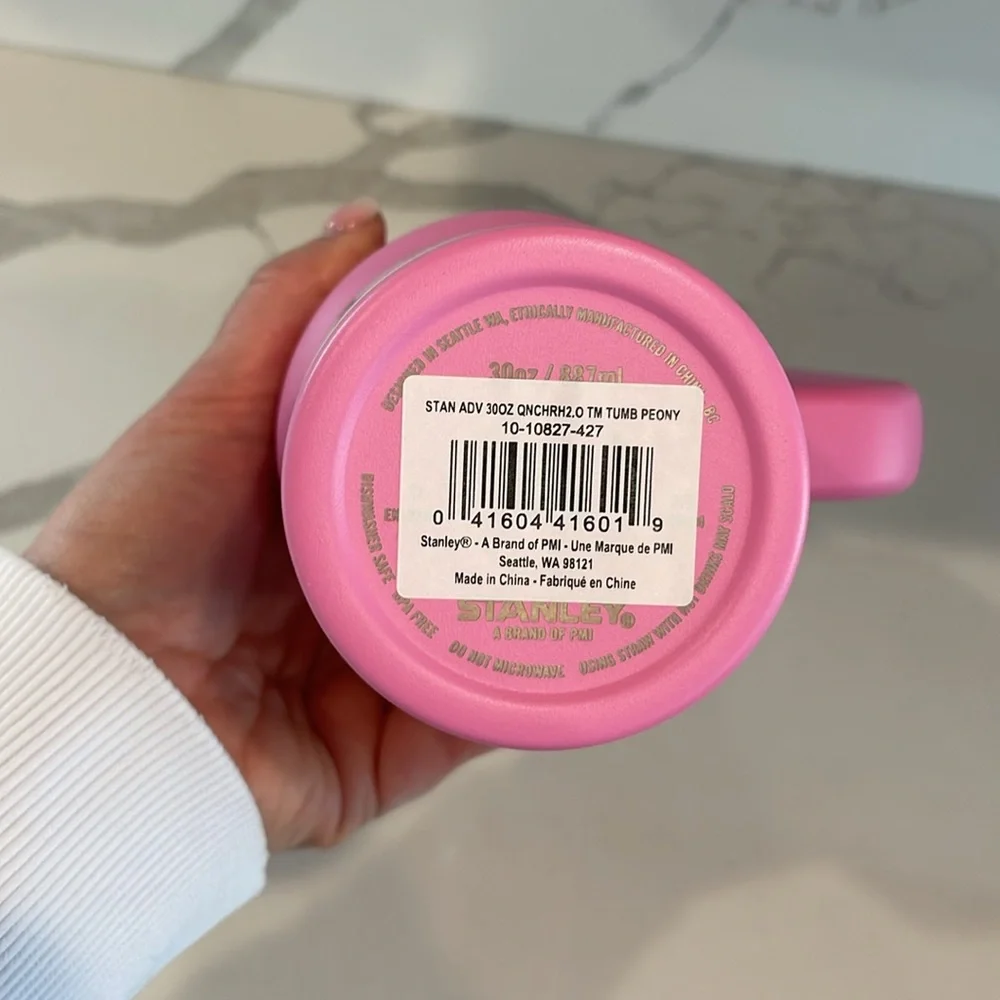 Stanley - 30 oz. PEONY (hot pink) Quencher H2.0 Flowstate Tumbler w/Handle - NWT